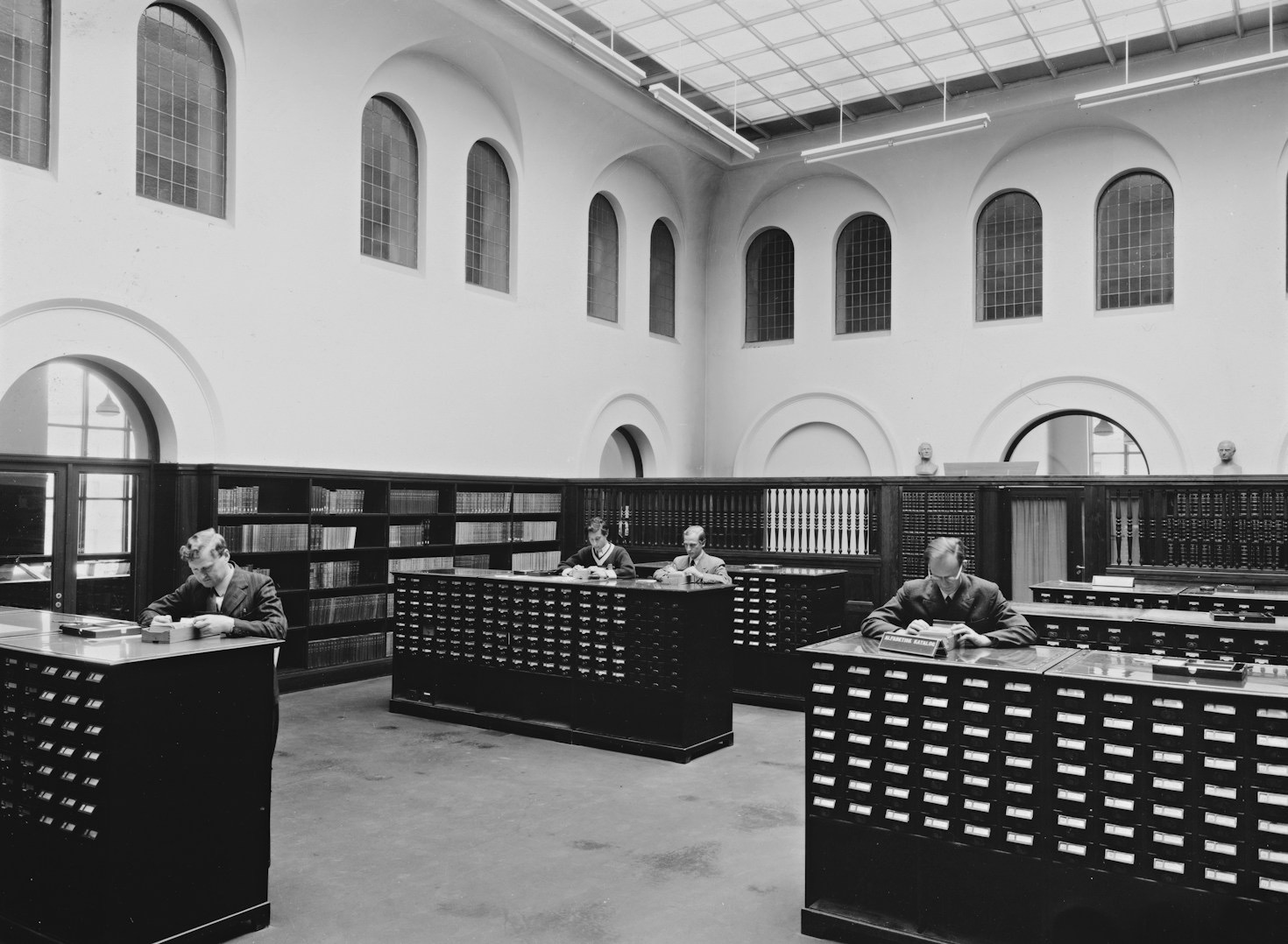 Deciphering Sixty Years of Ecological Shifts Across Spain and Portugal